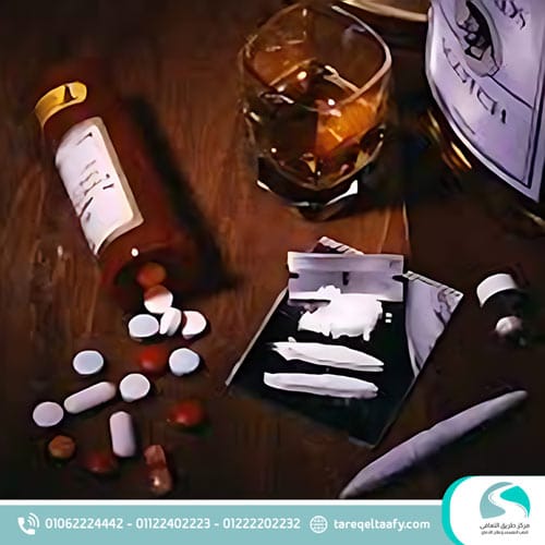 خلط الكحول مع المخدرات والأدوية: المخاطر القاتلة، التداخلات الدوائية، وخطة العلاج الآمن المعتمدة طبيًا 2026 3 أخطر أنواع خلط الكحول مع المواد المختلفة