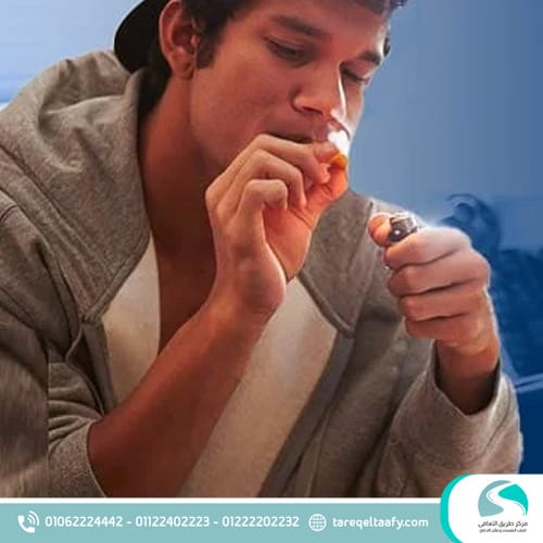 العلاقة بين تأثير الكريستال ميث على الدماغ والإدمان